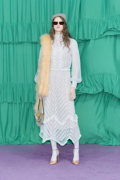Look 57
